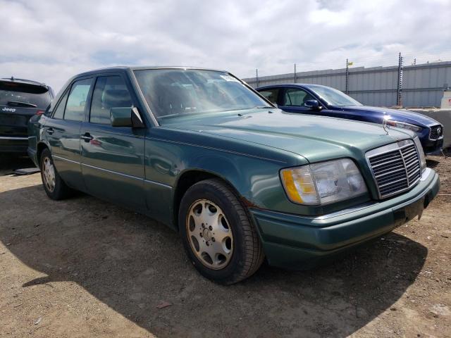 WDBEA32E4SC200036 - 1995 MERCEDES-BENZ E 320 BASE GREEN photo 4