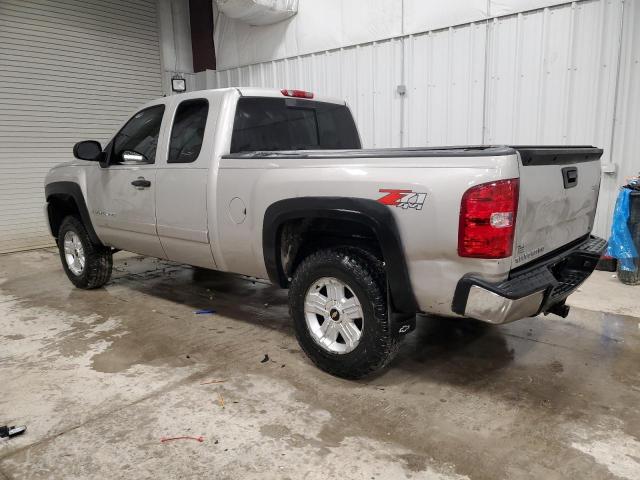 2GCEK19J781275737 - 2008 CHEVROLET SILVERADO K1500 TAN photo 2