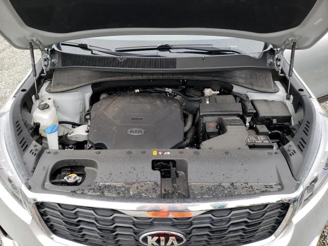 5XYPGDA54KG592382 - 2019 KIA SORENTO LX SILVER photo 12