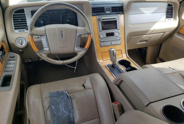 5LMFU275X8LJ11198 - 2008 LINCOLN NAVIGATOR ორფეროვანი ფოტო 8