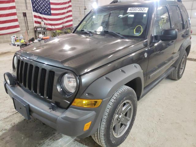 1J4GL38K05W726470 - 2005 JEEP LIBERTY RENEGADE GREEN photo 9