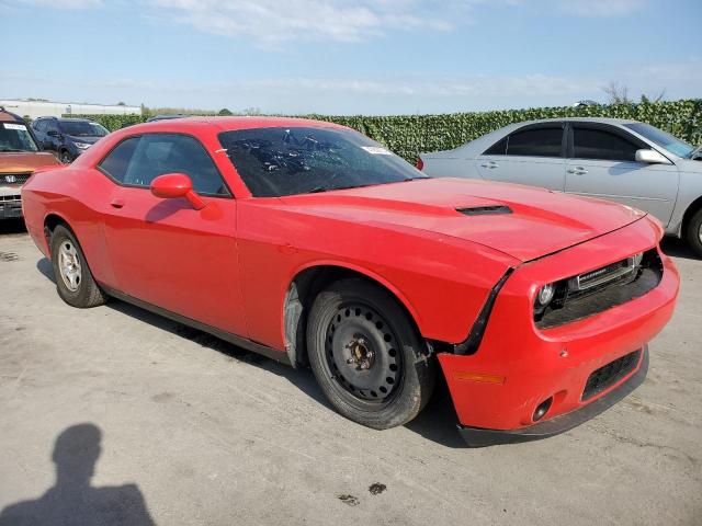 2C3CDZAG6GH275447 - 2016 DODGE CHALLENGER SXT RED photo 4