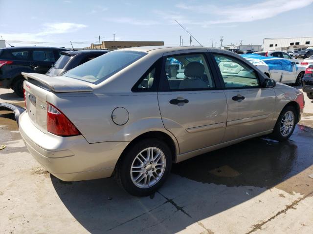 1FAFP34N06W112340 - 2006 FORD FOCUS ZX4 GOLD photo 3