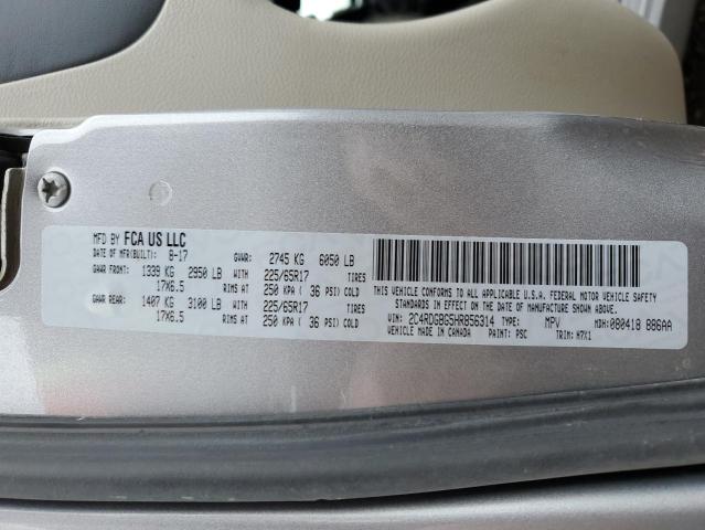 2C4RDGBG5HR856314 - 2017 DODGE GRAND CARA SE SILVER photo 13