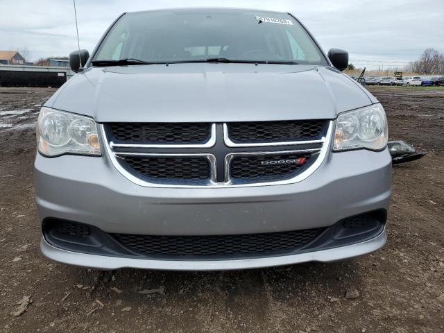 2C4RDGBG5HR856314 - 2017 DODGE GRAND CARA SE SILVER photo 5