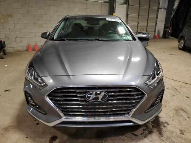 5NPE34AF4JH668475 - 2018 HYUNDAI SONATA SPORT GRAY photo 5