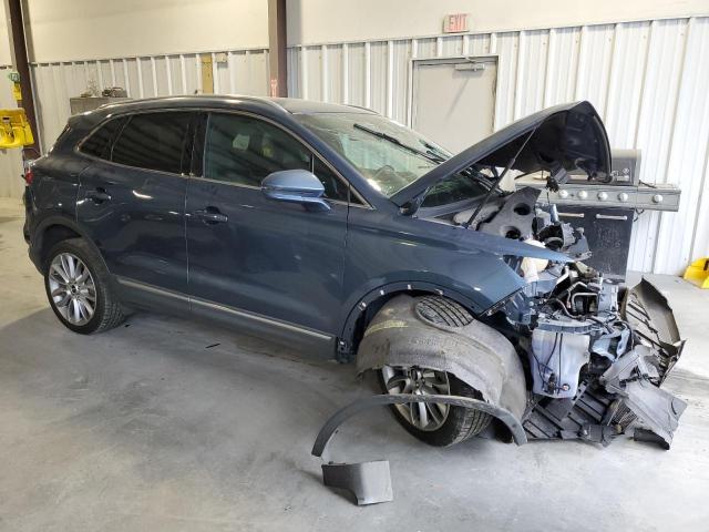 5LMCJ3C95JUL30614 - 2018 LINCOLN MKC RESERVE BLUE photo 4