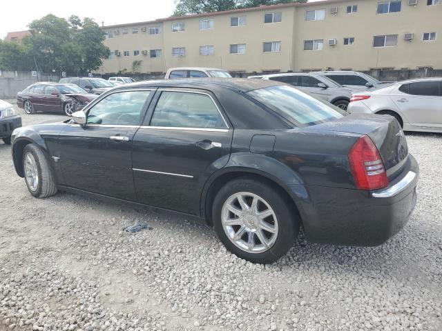 2C3JA63H35H149807 - 2005 CHRYSLER 300C BLACK photo 2