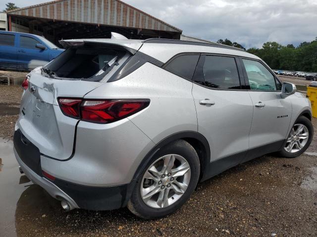 3GNKBCRS5KS652494 - 2019 CHEVROLET BLAZER 2LT SILVER photo 3