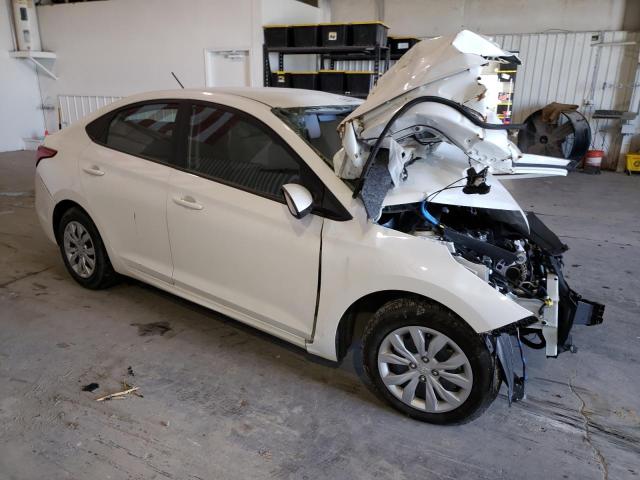 0K0520617984 - 2021 HYUNDAI ACCENT SE WHITE photo 4