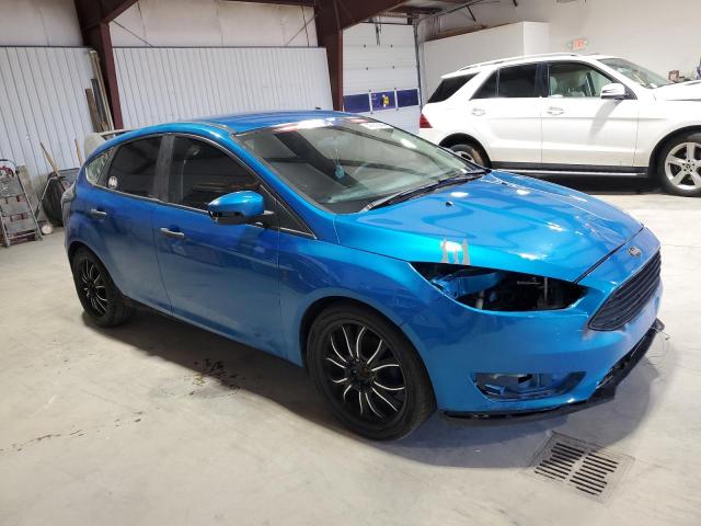 1FADP3K20GL320107 - 2016 FORD FOCUS SE BLUE photo 4