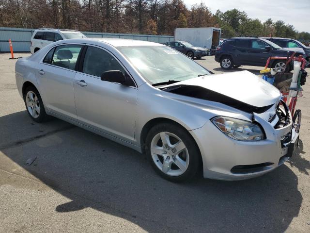 1G1ZB5EB0A4135958 - 2010 CHEVROLET MALIBU LS SILVER photo 4