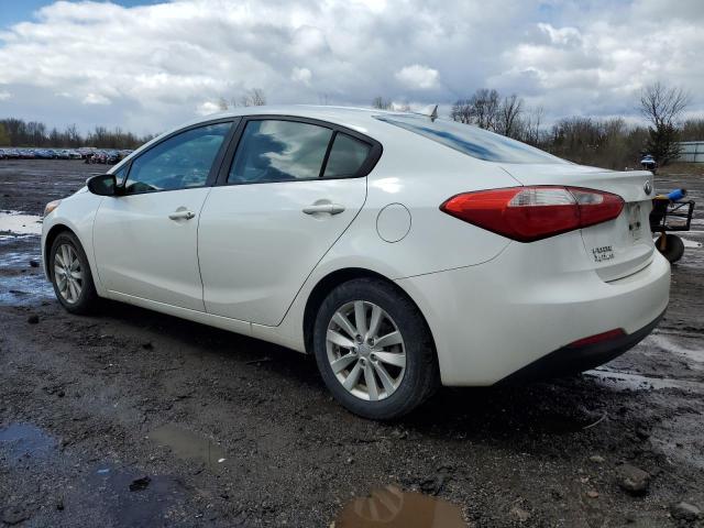 KNAFX4A66E5122109 - 2014 KIA FORTE LX WHITE photo 2