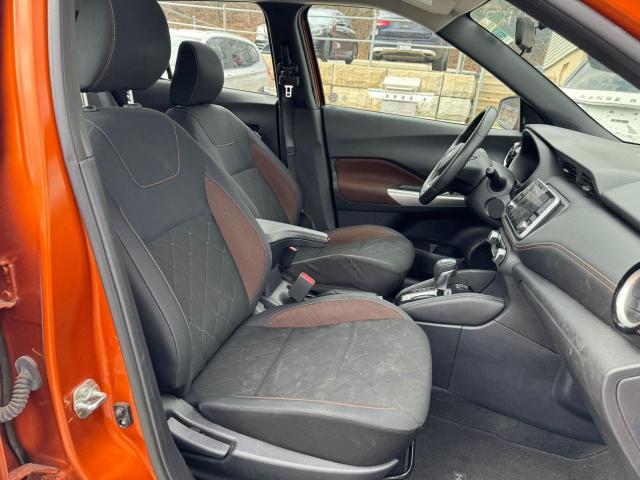 3N1CP5CU6KL561185 - 2019 NISSAN KICKS S ORANGE photo 9