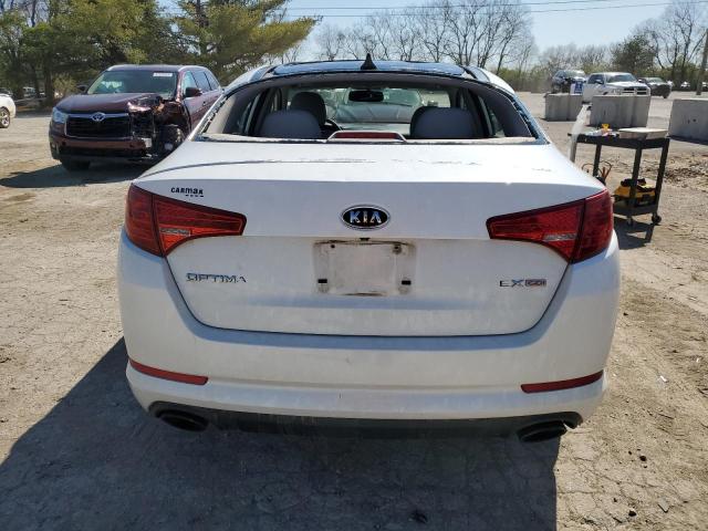 KNAGN4A75B5058515 - 2011 KIA OPTIMA EX WHITE photo 6