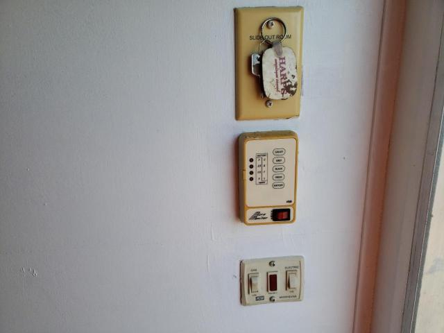 4YDT31R2687203666 - 2008 KEYSTONE HORNET WHITE photo 7