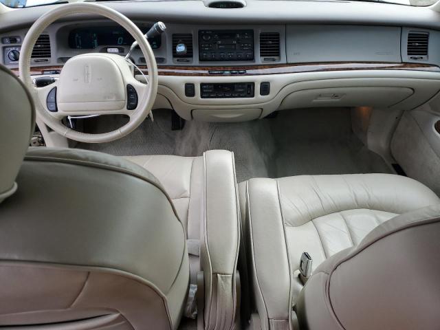 1LNLM81W9VY643745 - 1997 LINCOLN TOWN CAR EXECUTIVE Creme Foto 8