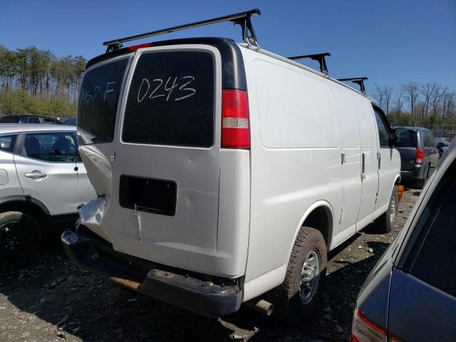 1GCWGFFF5F1110243 - 2015 CHEVROLET EXPRESS G2 WHITE photo 3