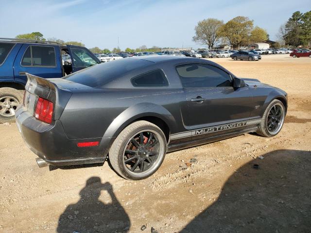 1ZVFT82HX65153142 - 2006 FORD MUSTANG GT GRAY photo 3