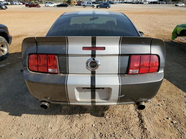 1ZVFT82HX65153142 - 2006 FORD MUSTANG GT GRAY photo 6