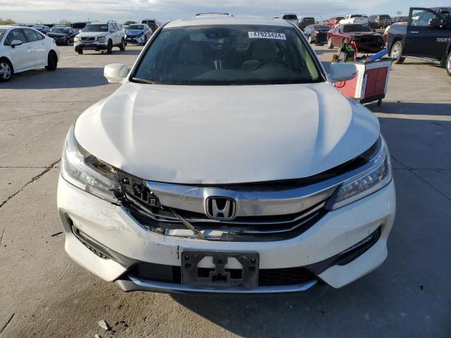 1HGCR3F97GA013280 - 2016 HONDA ACCORD TOURING WHITE photo 5