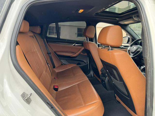 5UXXW3C52G0R21201 - 2016 BMW X4 XDRIVE28I WHITE photo 10