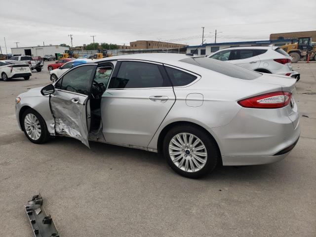 3FA6P0LU4FR304256 - 2015 FORD FUSION SE HYBRID SILVER photo 2