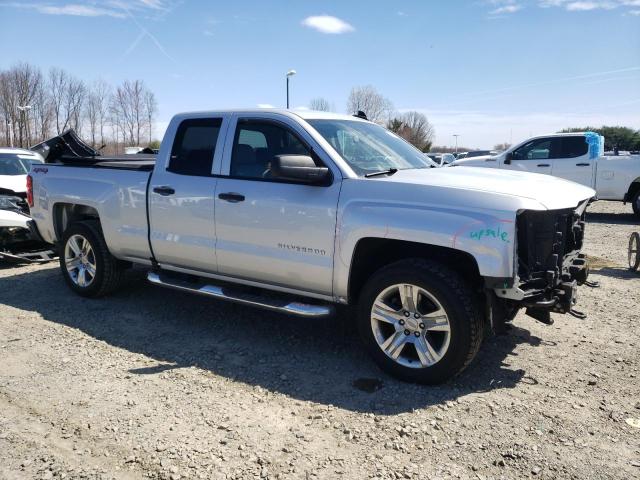 1GCVKPEC2JZ259825 - 2018 CHEVROLET SILVERADO K1500 CUSTOM SILVER photo 4