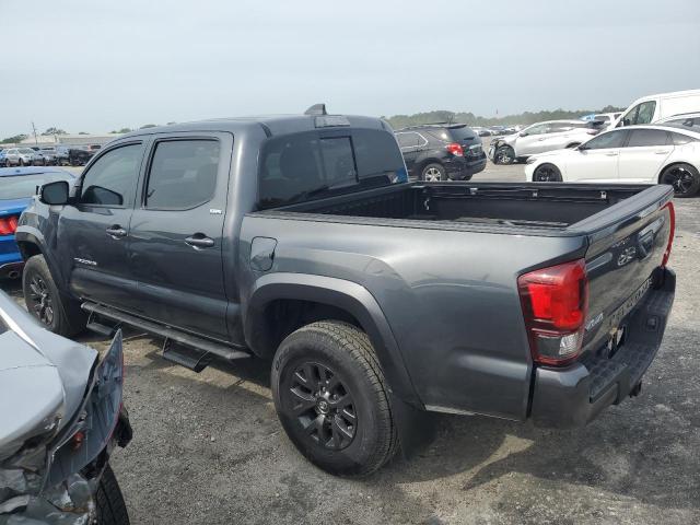 3TMCZ5AN4PM562405 - 2023 TOYOTA TACOMA DOUBLE CAB GRAY photo 2