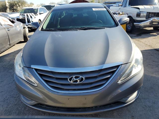 5NPEB4AC3DH732227 - 2013 HYUNDAI SONATA GLS GRAY photo 5