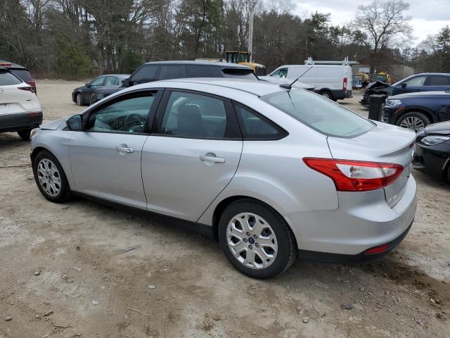 1FAHP3F27CL411316 - 2012 FORD FOCUS SE SILVER photo 2