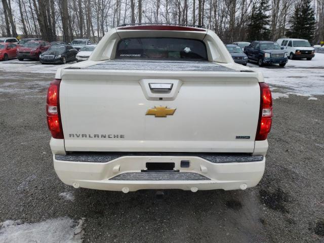 3GNTKGE74CG166308 - 2012 CHEVROLET AVALANCHE LTZ WHITE photo 6