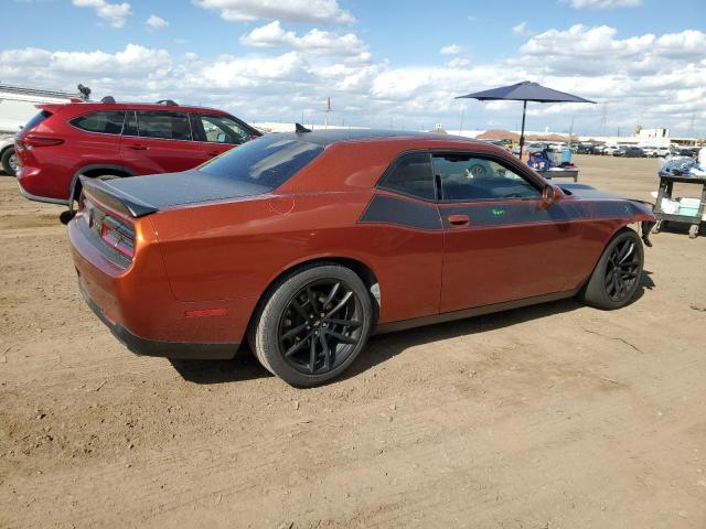 2C3CDZFJ1LH240457 - 2020 DODGE CHALLENGER R/T SCAT PACK ORANGE photo 3