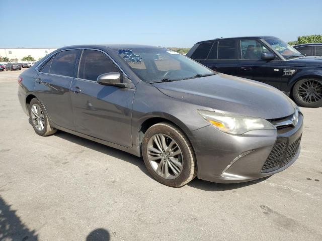 4T1BF1FK3HU675735 - 2017 TOYOTA CAMRY LE CHARCOAL photo 4