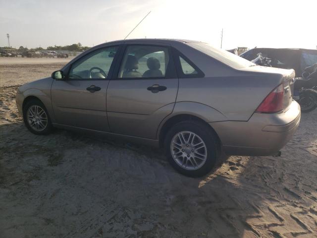 1FAFP34N95W271615 - 2005 FORD FOCUS ZX4 TAN photo 2