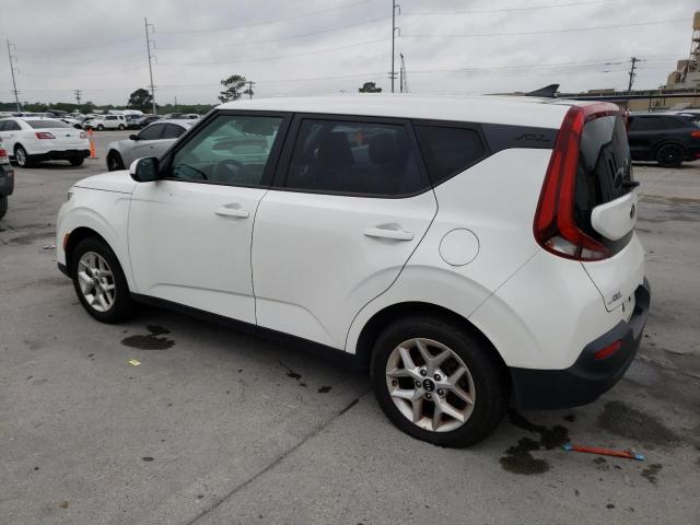 KNDJ23AUXL7009558 - 2020 KIA SOUL LX WHITE photo 2