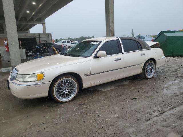 1998 LINCOLN TOWN CARTIER, 