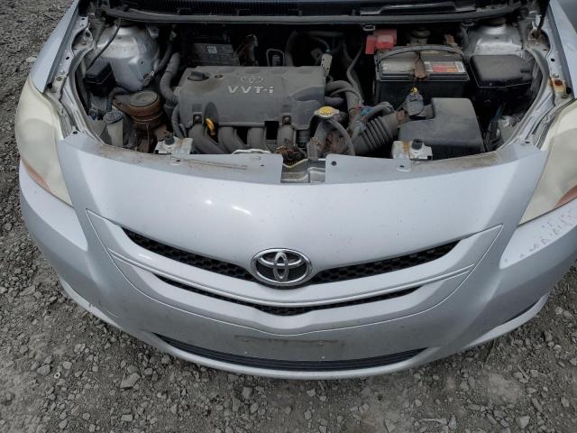 JTDBT923584028196 - 2008 TOYOTA YARIS SILVER photo 11