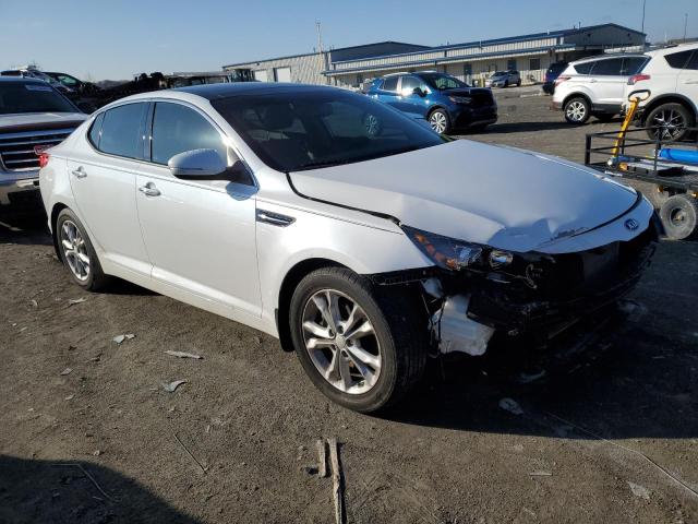 5XXGN4A77DG245367 - 2013 KIA OPTIMA EX WHITE photo 4