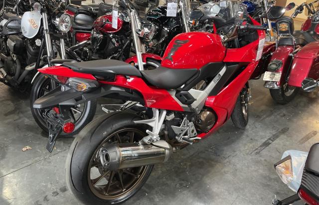 JH2RC7917EK000857 - 2014 HONDA VFR800 F RED photo 4