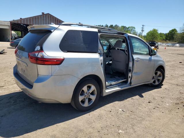 5TDKZ3DCXLS072524 - 2020 TOYOTA SIENNA LE SILVER photo 3