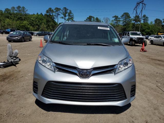 5TDKZ3DCXLS072524 - 2020 TOYOTA SIENNA LE SILVER photo 5