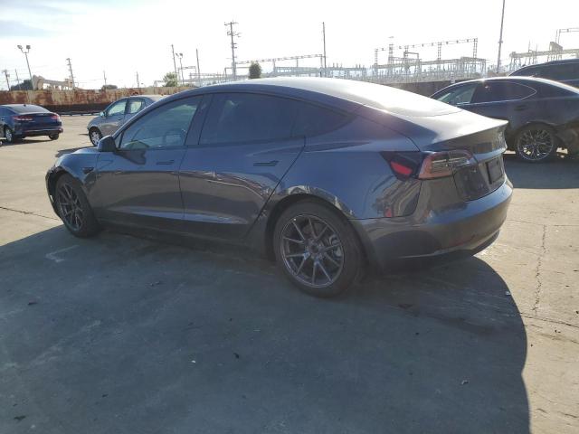 5YJ3E1EA6MF996725 - 2021 TESLA MODEL 3 GRAY photo 2