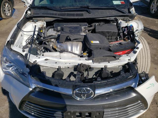 4T1BF1FK7FU992639 - 2015 TOYOTA CAMRY LE WHITE photo 11