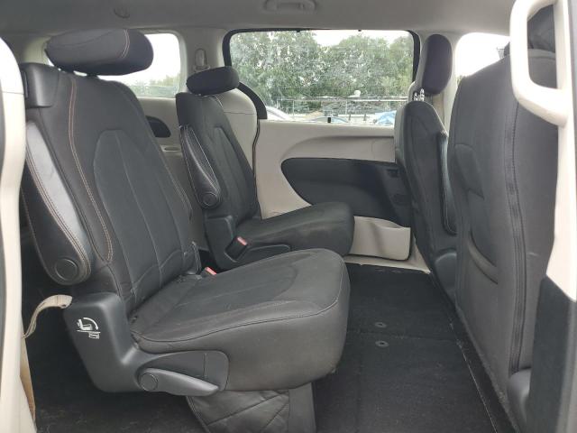 2C4RC1FG6JR278658 - 2018 CHRYSLER PACIFICA TOURING PLUS BLACK photo 11