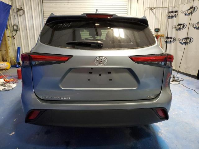 5TDGZRAH5NS141714 - 2022 TOYOTA HIGHLANDER XLE SILVER photo 6