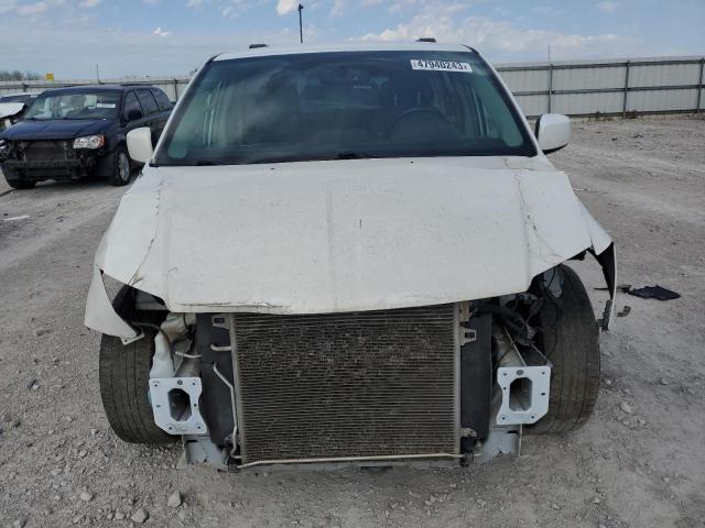 2C4RC1BG2ER403876 - 2014 CHRYSLER TOWN & COU TOURING 白色 照片 5