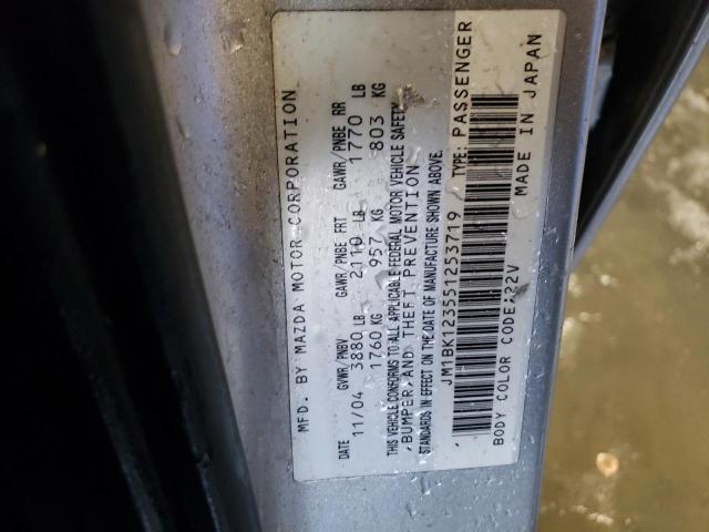 JM1BK123551253719 - 2005 MAZDA 3 S GRAY photo 12