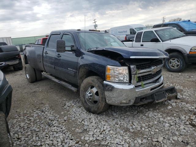 1GCJC83K29F169776 - 2009 CHEVROLET SILVERADO C3500 LT BLUE photo 4