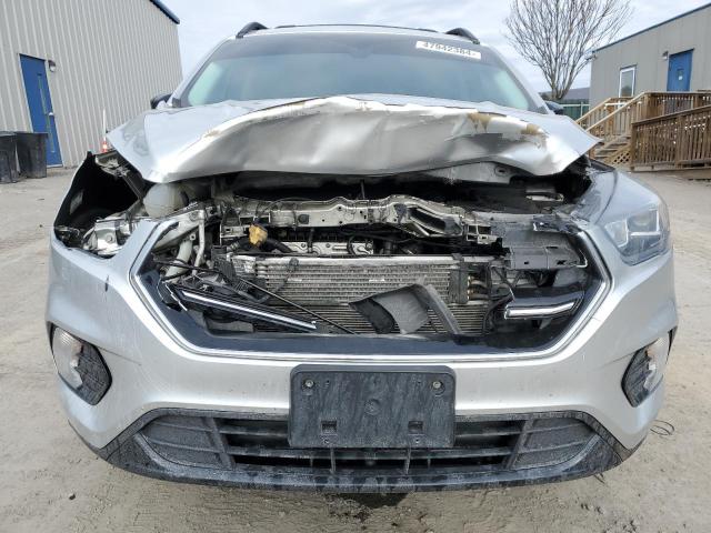 1FMCU9JD0HUB55722 - 2017 FORD ESCAPE TITANIUM SILVER photo 5